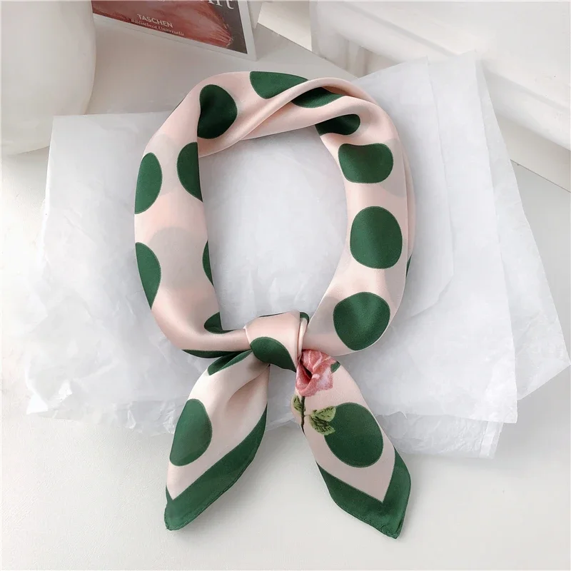 Floral Tape Green - 70CM Green polka dot flowers small
